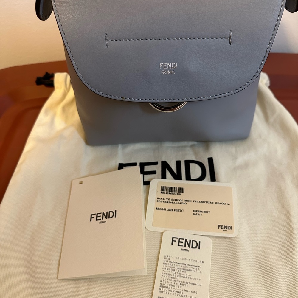 fendi 2 way bag 💲980